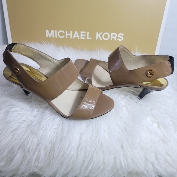 MICHAEL KORS HEELS SZ.7M TAN - Picture 1 of 9